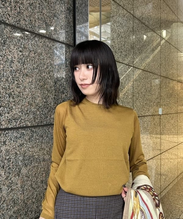 大槻 まひろさんの「BEAMS WOMEN｜AK+1 / ウール チェック フレアスカート」を使ったコーディネート