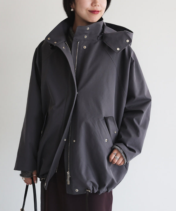 中丸　栞さんの「BEAMS WOMEN｜PUNTI. / PORTRAIT ショルダーバッグ」を使ったコーディネート