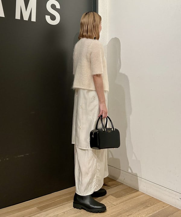 早川 萌子さんの「BEAMS WOMEN｜モヘヤ ハーフスリーブ 2WAY プルオーバー」を使ったコーディネート