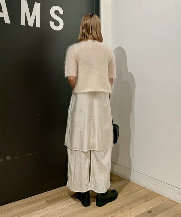 早川 萌子さんの「BEAMS WOMEN｜モヘヤ ハーフスリーブ 2WAY プルオーバー」を使ったコーディネート