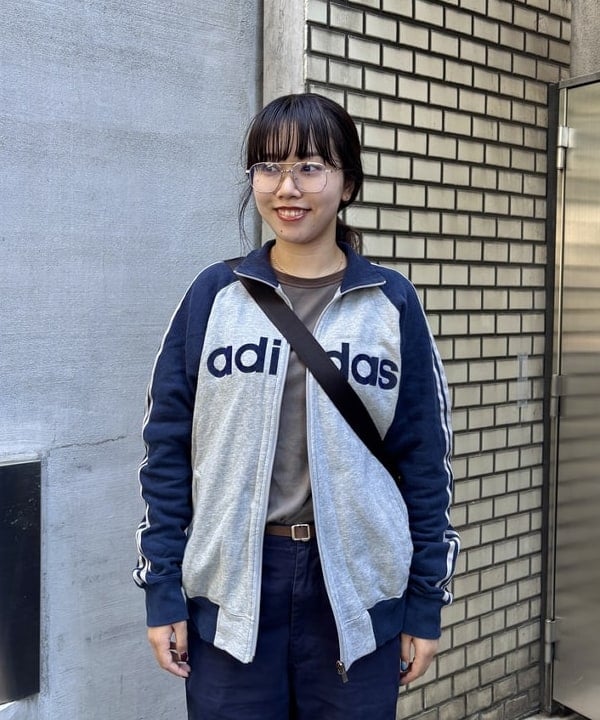 チナツさんの「BEAMS WOMEN｜クレイジー ベースボール ロングスリーブ」を使ったコーディネート