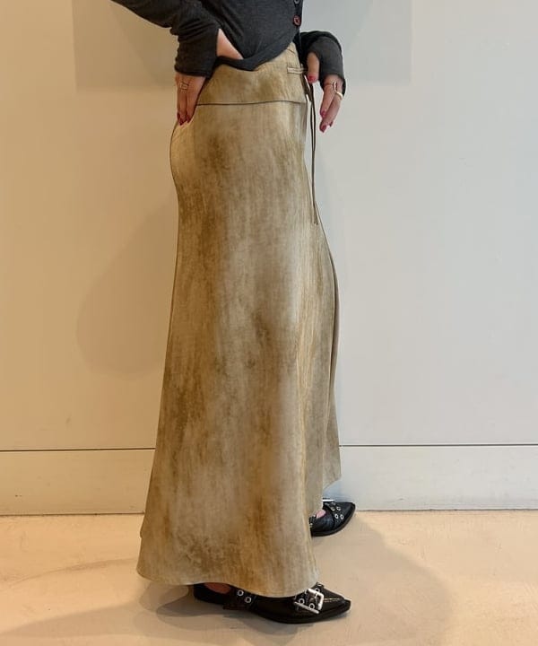 ナカノ アイさんの「BEAMS WOMEN｜ロング ファー バッグ」を使ったコーディネート