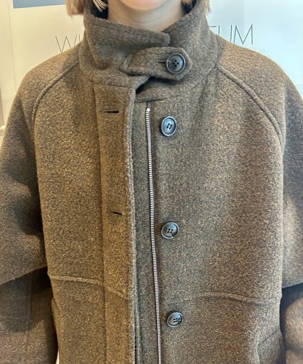 ナカノ アイさんの「BEAMS WOMEN｜ロング ファー バッグ」を使ったコーディネート