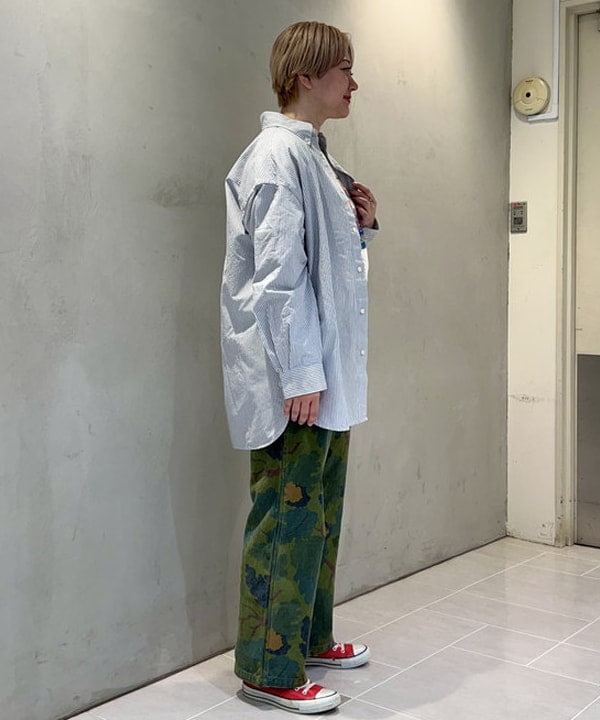 スミレさんの「BEAMS WOMEN｜ビッグ ボタンダウン シャツ」を使ったコーディネート