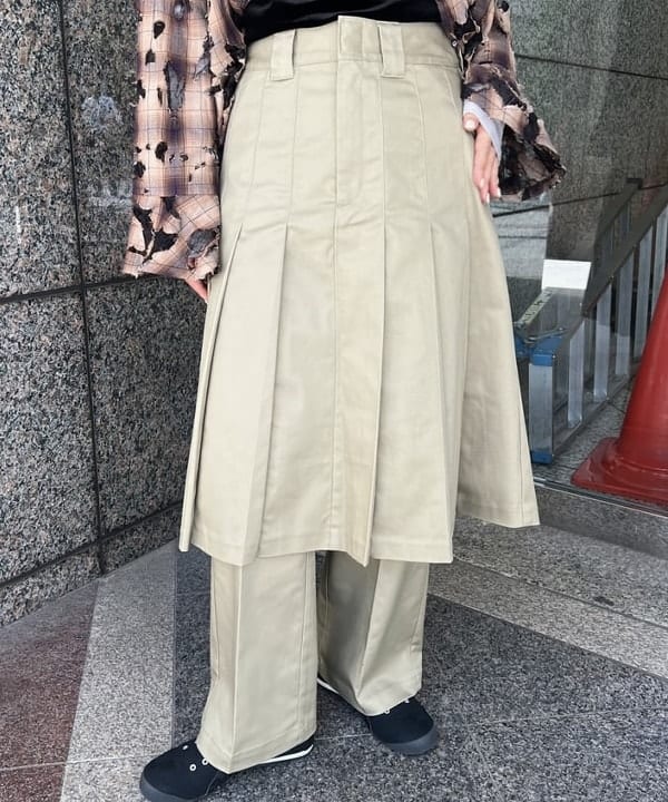 あさひさんの「BEAMS WOMEN｜【別注】Dickies / レイヤード スカート パンツ」を使ったコーディネート