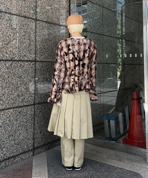 あさひさんの「BEAMS WOMEN｜【別注】Dickies / レイヤード スカート パンツ」を使ったコーディネート