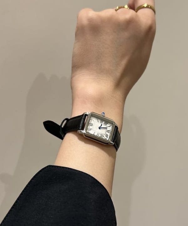 大槻 まひろさんの「BEAMS WOMEN｜ランダム タック ボリューム スカート」を使ったコーディネート