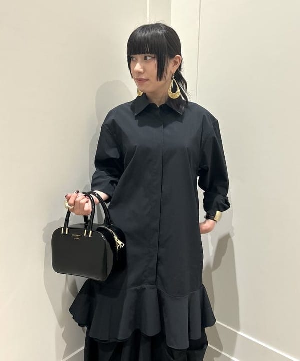 大槻 まひろさんの「BEAMS WOMEN｜ランダム タック ボリューム スカート」を使ったコーディネート