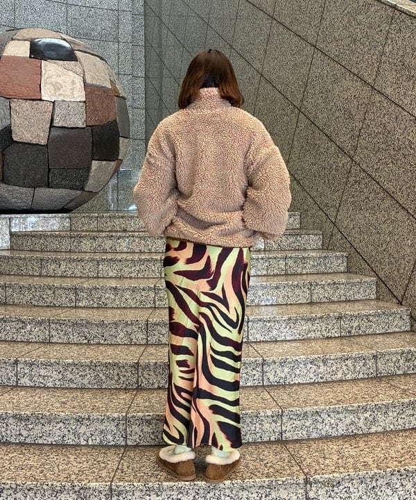 水野 萌香さんの「BEAMS WOMEN｜UGG(R) for Ray BEAMS / MARLENE CONFETTI JACKET」を使ったコーディネート