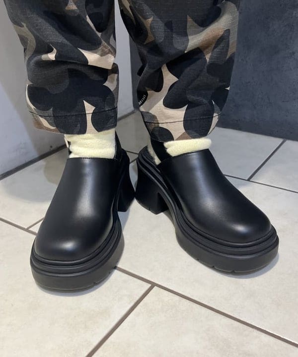 シマダリツコさんの「BEAMS WOMEN｜4ボタン ダブル テーラード ジャケット」を使ったコーディネート