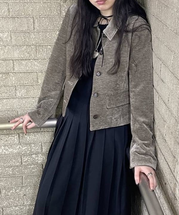 江口 息吹さんの「BEAMS WOMEN｜UGG(R) for Ray BEAMS / ZORA BALLET」を使ったコーディネート