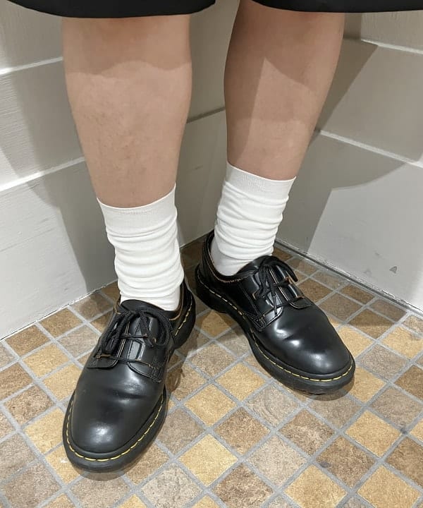 土田 達也さんの「BEAMS WOMEN｜チェック フリル ブレード シャツ」を使ったコーディネート