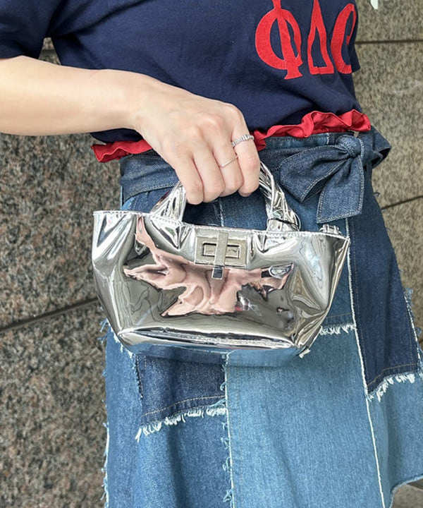 Sakiさんの「BEAMS WOMEN｜HELOYSE / miller bateau tote S」を使ったコーディネート