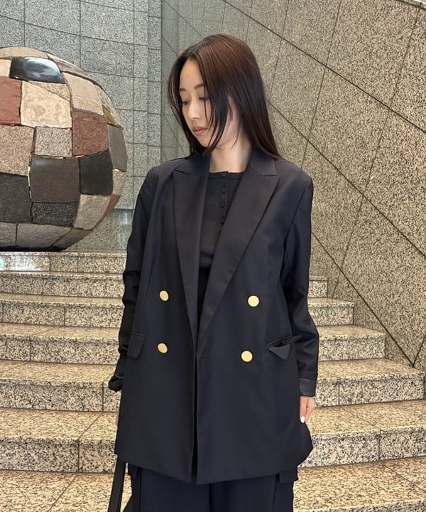 amiriさんの「BEAMS WOMEN｜4ボタン ダブル ブレザー」を使ったコーディネート