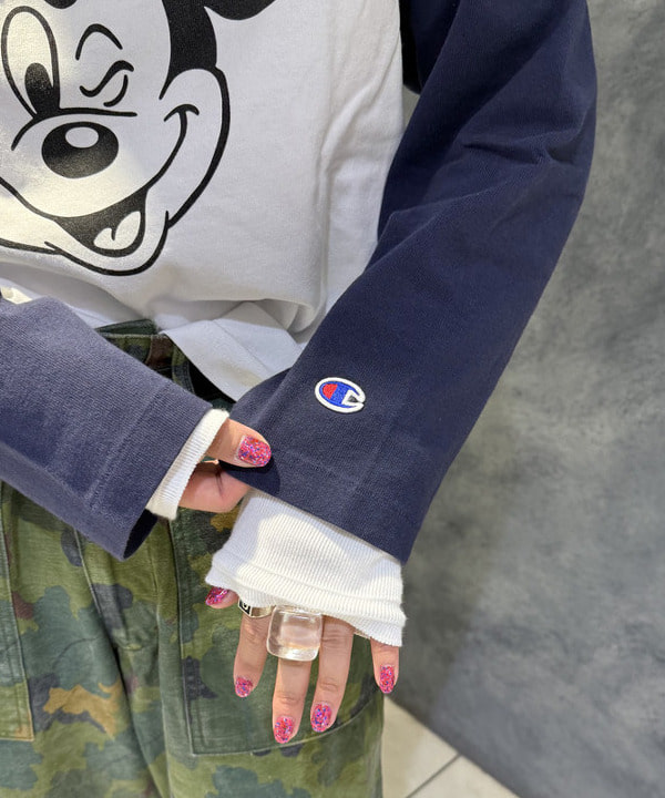 yokoyama shionさんの「BEAMS WOMEN｜BUZZ RICKSON'S / MITCHELL PATTERN CAMOUFLAGE TROUSERS CIVILIAN MODEL」を使ったコーディネート