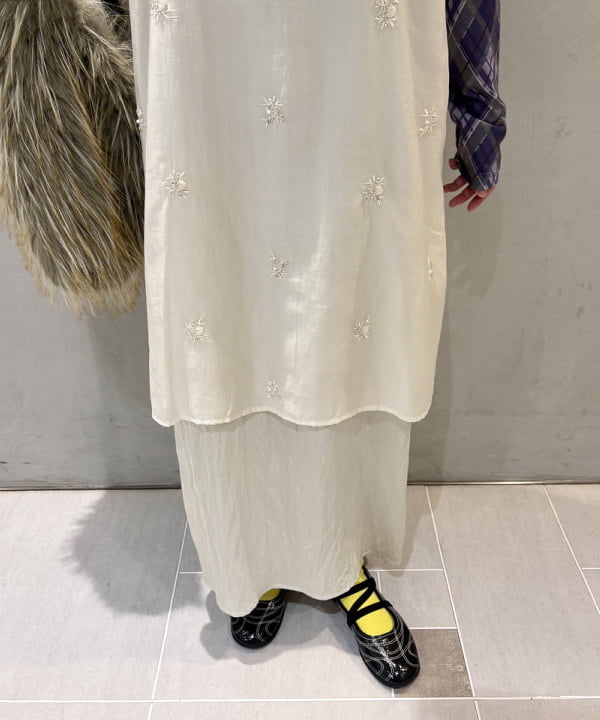 amaさんの「BEAMS WOMEN｜ロング ファー バッグ」を使ったコーディネート