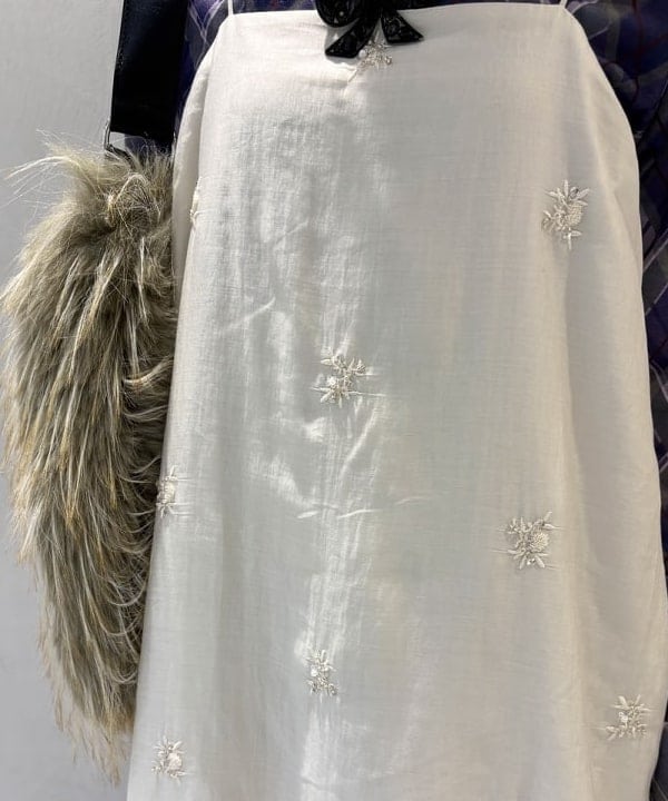 amaさんの「BEAMS WOMEN｜ロング ファー バッグ」を使ったコーディネート