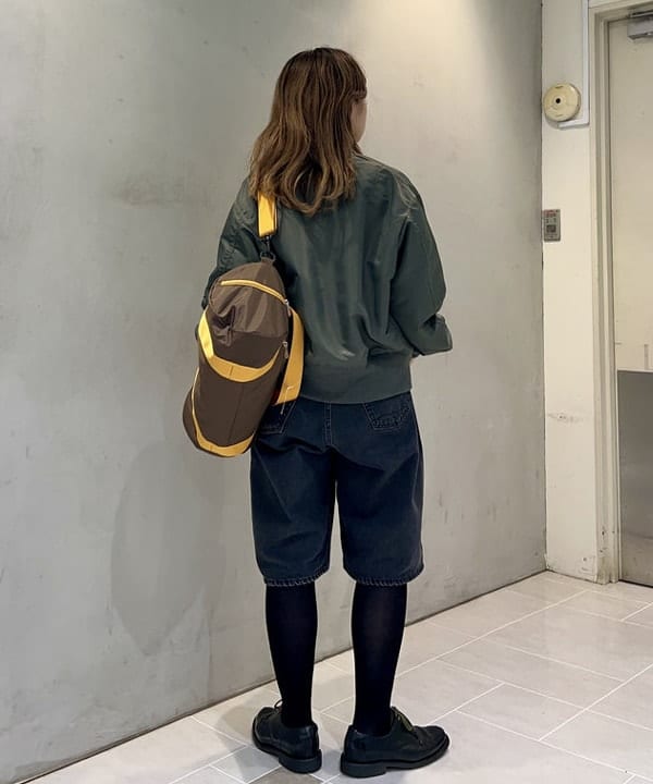 ナツハさんの「BEAMS WOMEN｜【別注】BUZZ RICKSON'S / L2B H-TYP」を使ったコーディネート