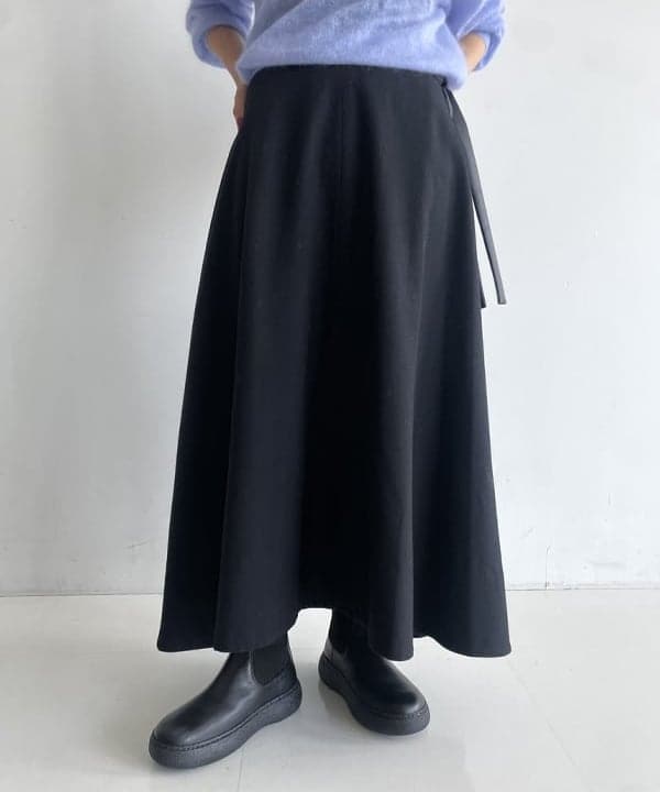 SAKAIさんの「BEAMS WOMEN｜【別注】BATONER / シアー モヘヤ ポロニット」を使ったコーディネート