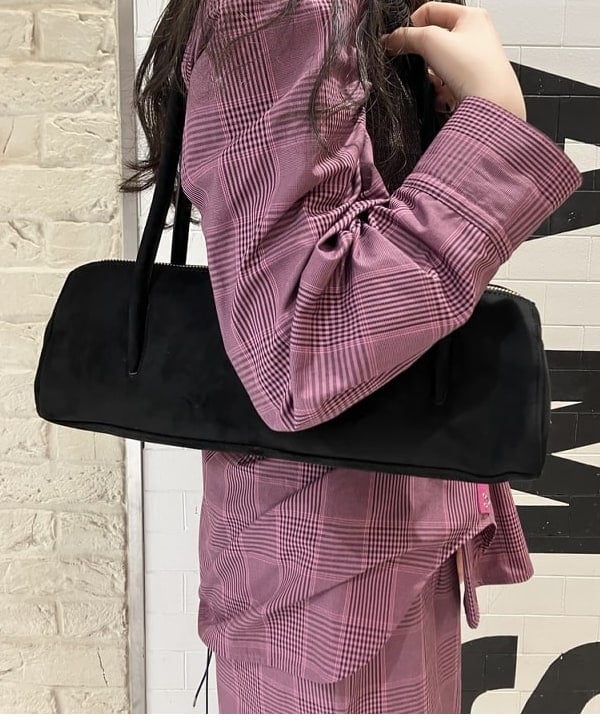 江口 息吹さんの「BEAMS WOMEN｜JW PEI / Nova shoulder bag」を使ったコーディネート