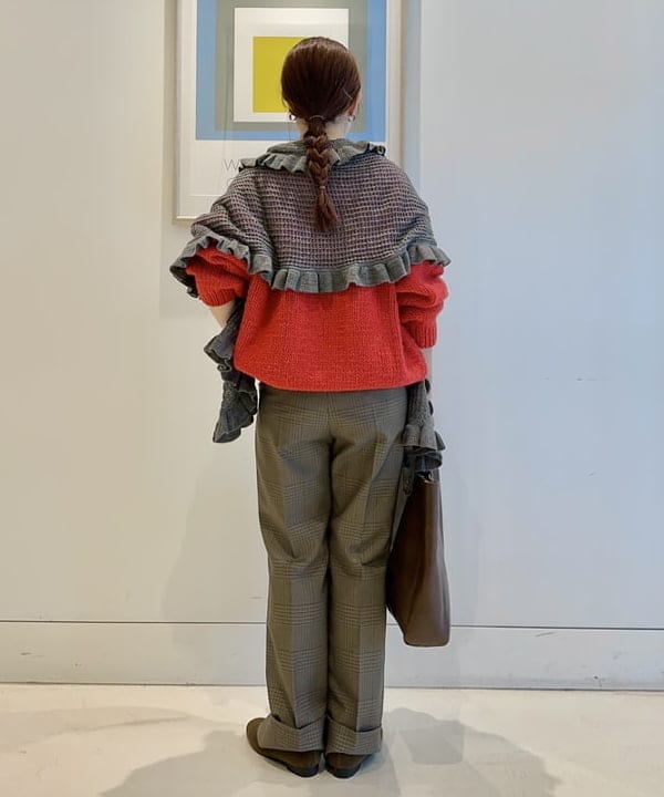 イシイ サオリさんの「BEAMS WOMEN｜ハンド レザー バッグ」を使ったコーディネート