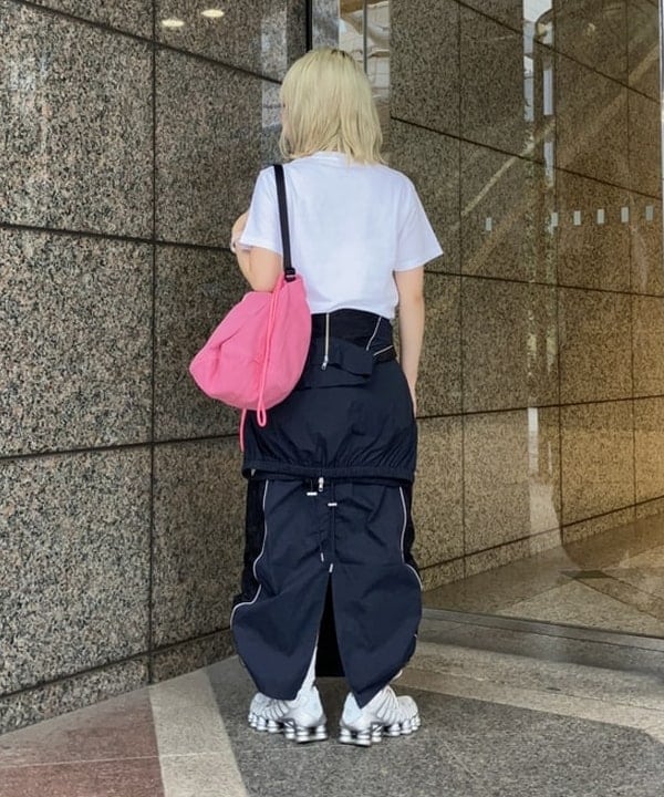 まゆちゃんさんの「BEAMS WOMEN｜レース キリカエ トラック スカート」を使ったコーディネート