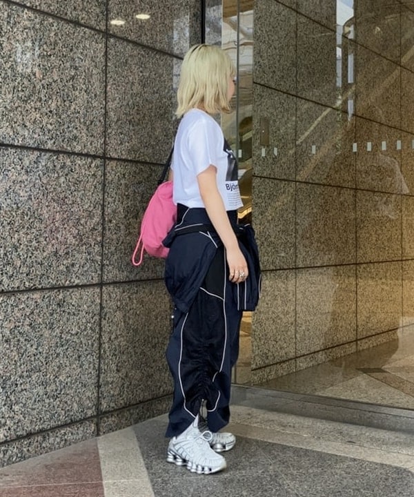 まゆちゃんさんの「BEAMS WOMEN｜レース キリカエ トラック スカート」を使ったコーディネート