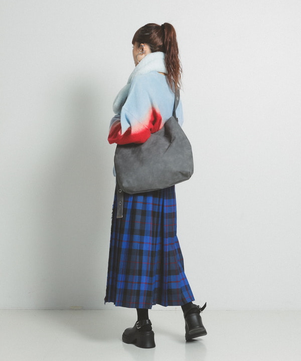 りかちょび/岸本梨佳さんの「BEAMS WOMEN｜ベルテッド ショルダー バッグ」を使ったコーディネート