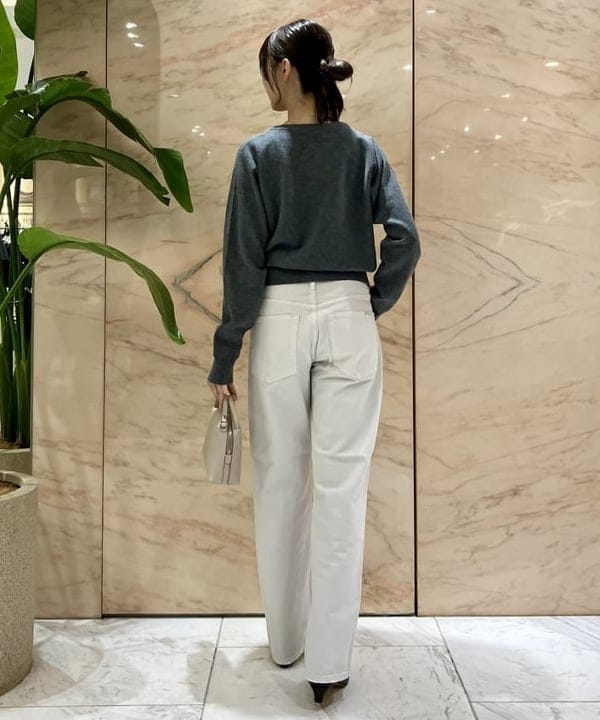 茂野 真楓さんの「BEAMS WOMEN｜upper hights / THE CECILIE BONE デニムパンツ」を使ったコーディネート