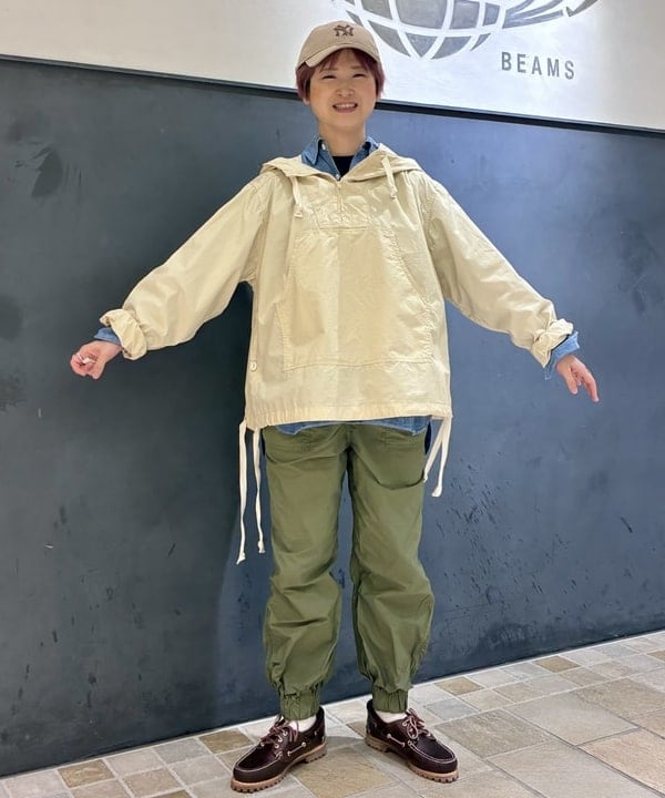 木村 梨香さんの「BEAMS WOMEN｜サイドボタン アノラック」を使ったコーディネート