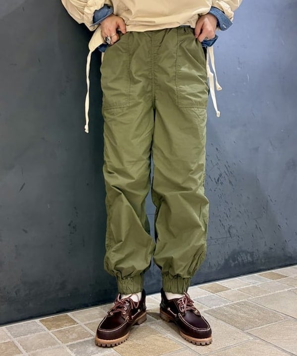 木村 梨香さんの「BEAMS WOMEN｜サイドボタン アノラック」を使ったコーディネート