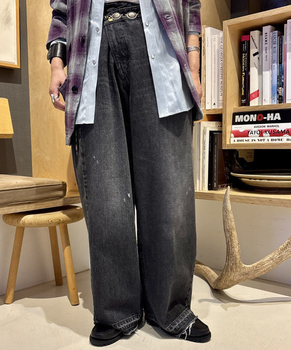 吉野 多恵さんの「BEAMS WOMEN｜サテン ウエスタン シャツ」を使ったコーディネート