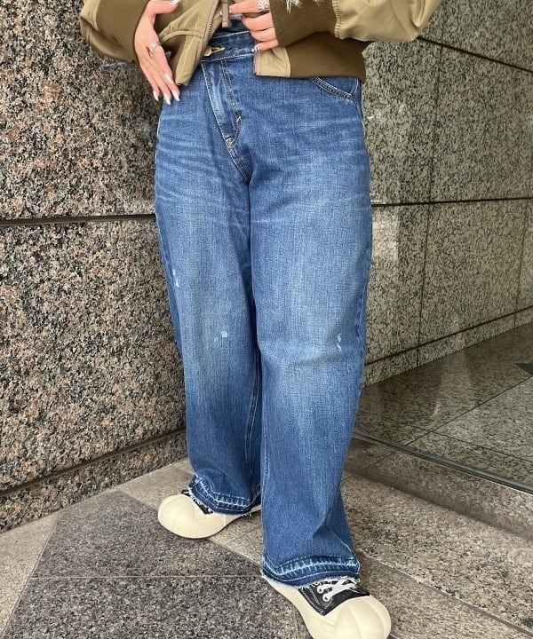 あゆさんの「BEAMS WOMEN｜デタッチ スリーブ ミリタリー ブルゾン」を使ったコーディネート