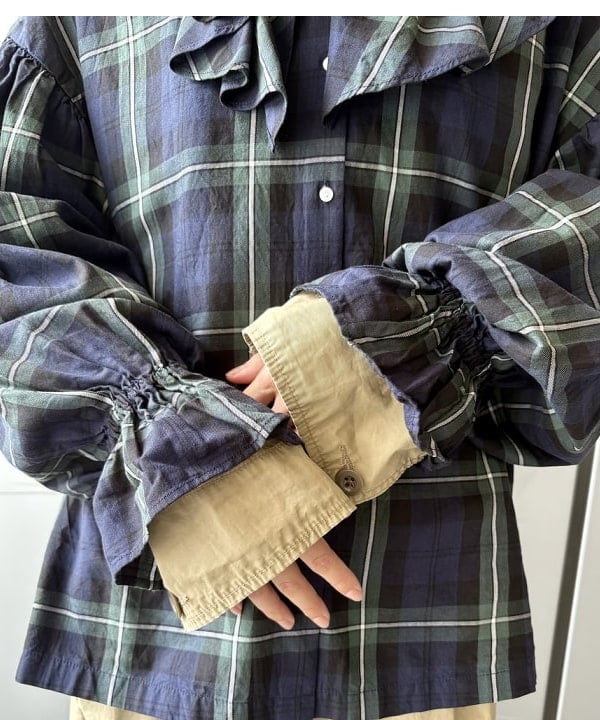 みりさんの「チェック フリルカラー シャツ」を使ったコーディネート
