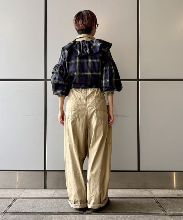 みりさんの「チェック フリルカラー シャツ」を使ったコーディネート