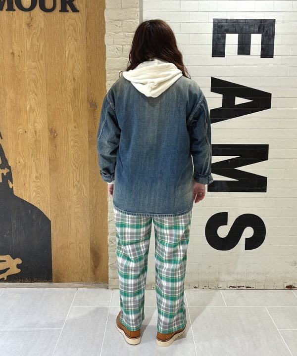 kawaiさんの「BEAMS WOMEN｜ワーク チェック イージーパンツ」を使ったコーディネート