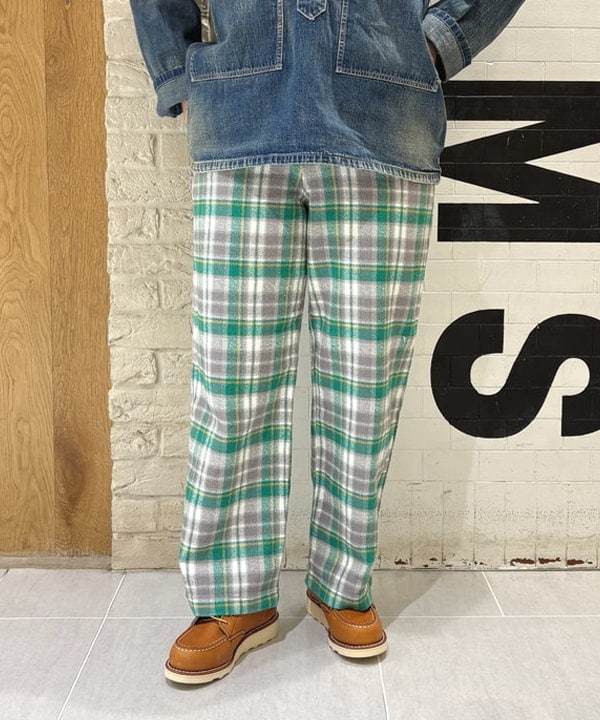 kawaiさんの「BEAMS WOMEN｜ワーク チェック イージーパンツ」を使ったコーディネート