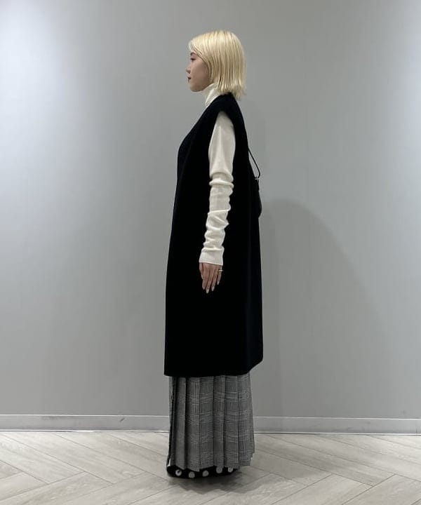 菜月さんの「BEAMS WOMEN｜リブ タートルネックニット」を使ったコーディネート