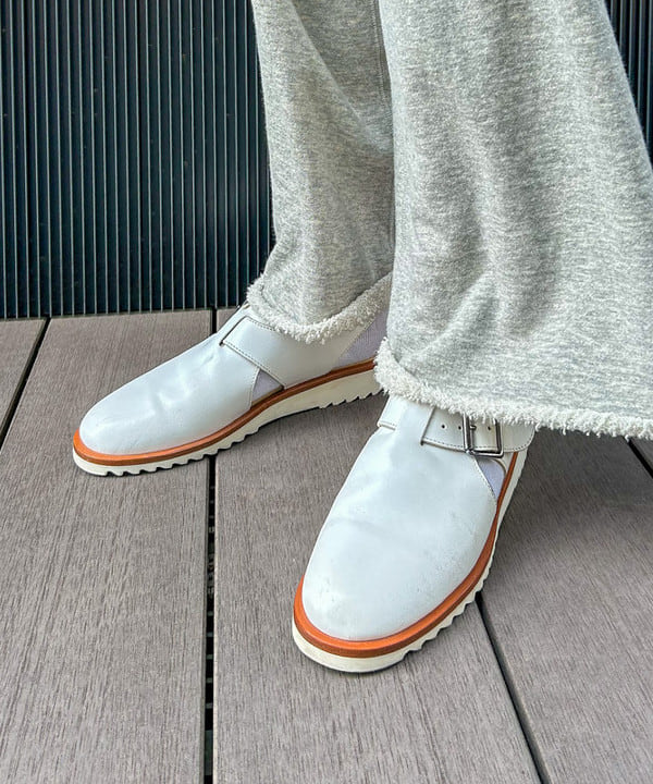 marieさんの「BEAMS WOMEN｜maturely / ストライプ アンド ソリッド カットオフ ロングスリーブ シャツ」を使ったコーディネート