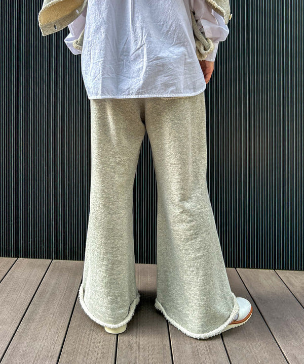 marieさんの「BEAMS WOMEN｜maturely / ストライプ アンド ソリッド カットオフ ロングスリーブ シャツ」を使ったコーディネート