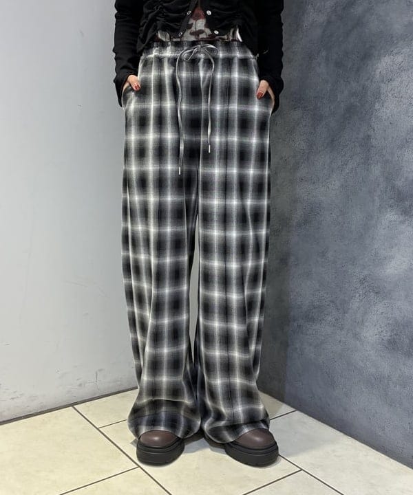 SAEさんの「BEAMS WOMEN｜リブ シャーリング カーディガン」を使ったコーディネート