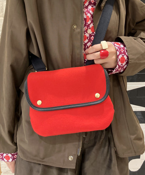 津藤 理佐子さんの「BEAMS WOMEN｜【別注】Barbour / Thornbury Jacket」を使ったコーディネート