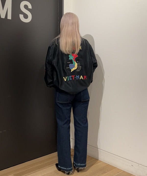 ando naoさんの「BEAMS WOMEN｜デニム ブッシュ パンツ」を使ったコーディネート