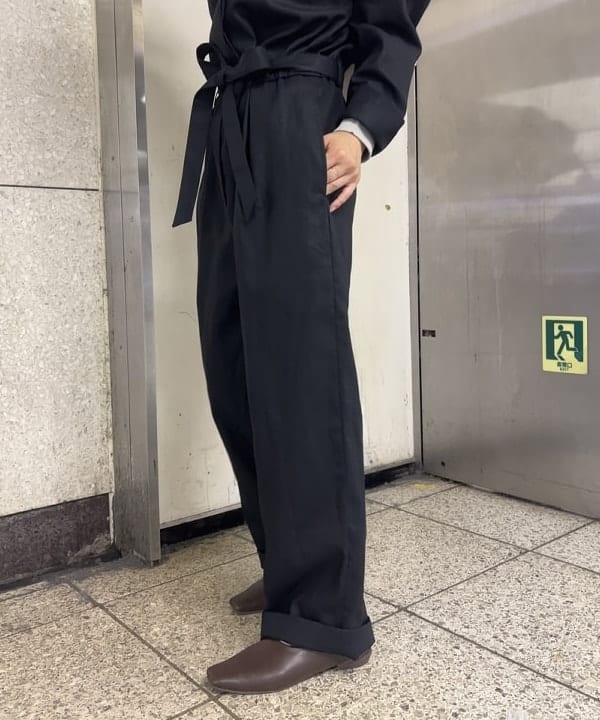 野村 美紅さんの「BEAMS WOMEN｜AK+1 / シルク コットン 丸胴 プルオーバー」を使ったコーディネート