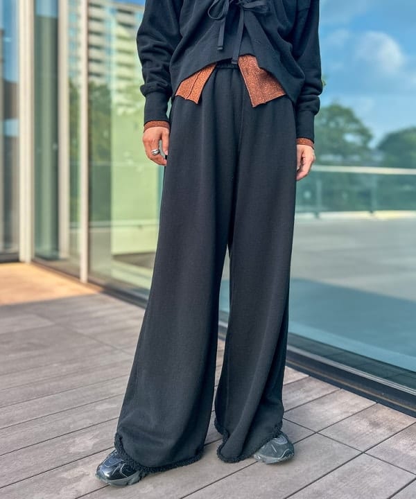 marieさんの「BEAMS WOMEN｜maturely / ワイド フレア ジャージー パンツ」を使ったコーディネート