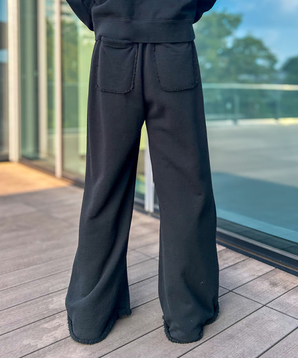 marieさんの「BEAMS WOMEN｜maturely / ワイド フレア ジャージー パンツ」を使ったコーディネート