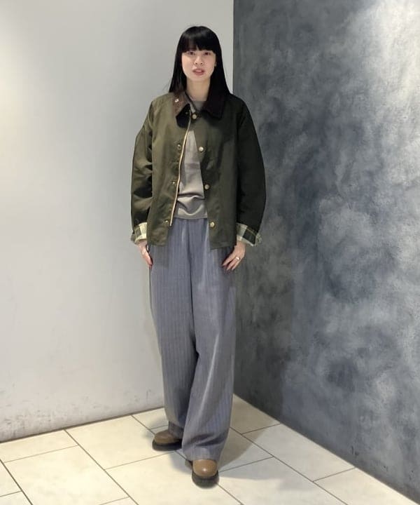 OSUMIさんの「BEAMS WOMEN｜【別注】Barbour / TRANSPORT ジャケット」を使ったコーディネート