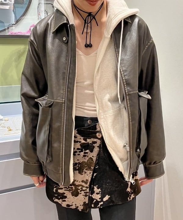 れいなさんの「BEAMS WOMEN｜フェイクレザー フライト ジャケット」を使ったコーディネート