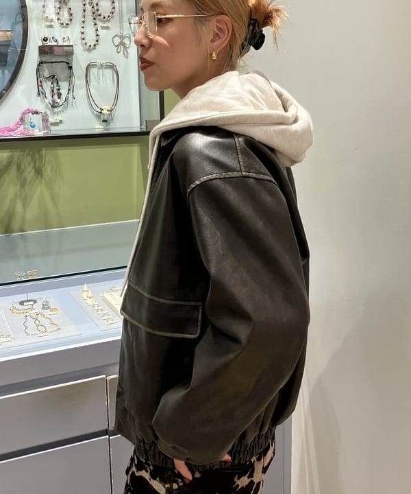 れいなさんの「BEAMS WOMEN｜フェイクレザー フライト ジャケット」を使ったコーディネート