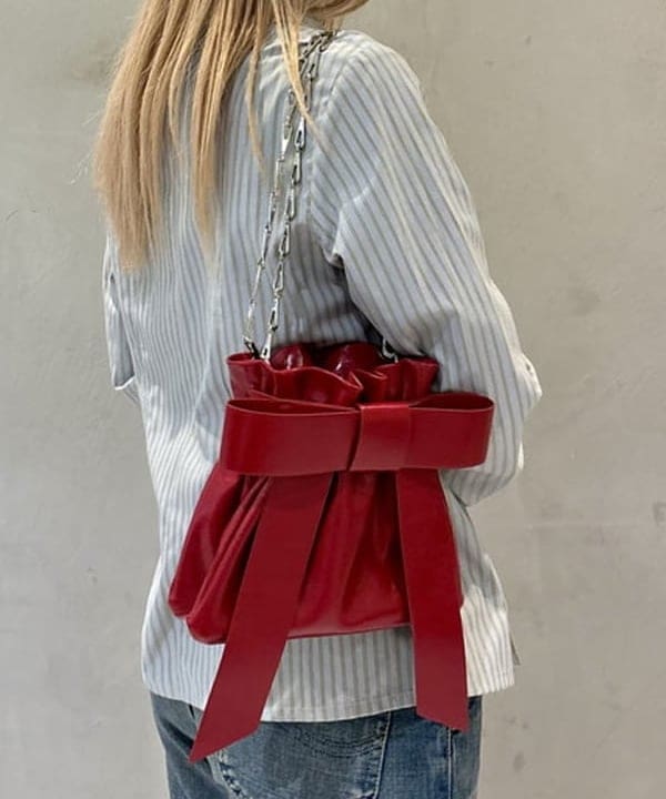 ヒカリさんの「BEAMS WOMEN｜ストライプ ジップ シャツ」を使ったコーディネート